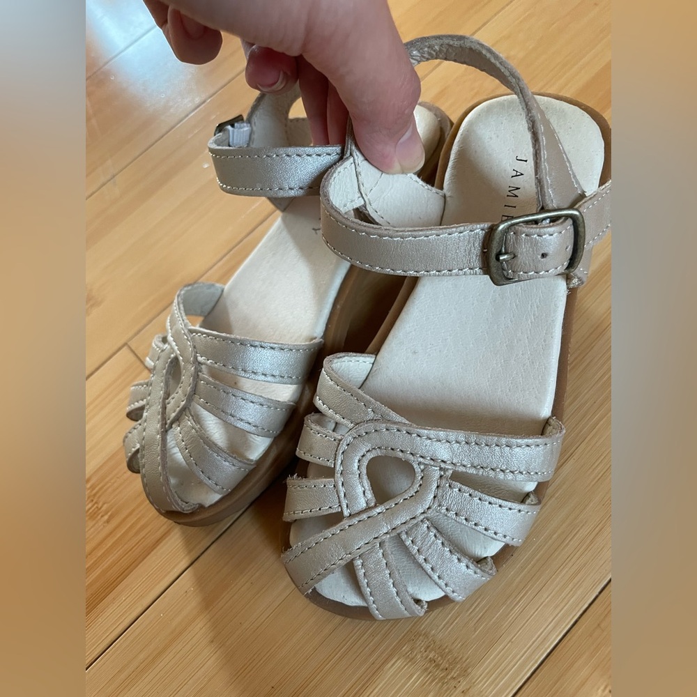 Jamie Kay sandals - Picture 7 of 10